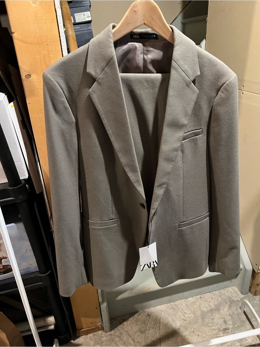 Zara Men's Taupe Single-Breasted Blazer